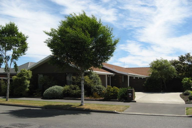 Photo of property in 95 Apsley Drive, Avonhead, Christchurch, 8042