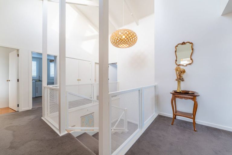 Photo of property in 82 Douglas Street, Highfield, Timaru, 7910