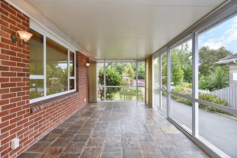 Photo of property in 184 Withells Road, Avonhead, Christchurch, 8042