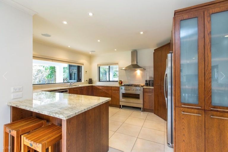 Photo of property in 20 Regis Lane, Flat Bush, Auckland, 2019