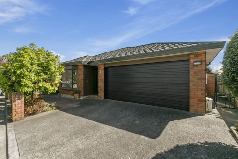 Photo of property in 3/358 Waiwhetu Road, Fairfield, Lower Hutt, 5011
