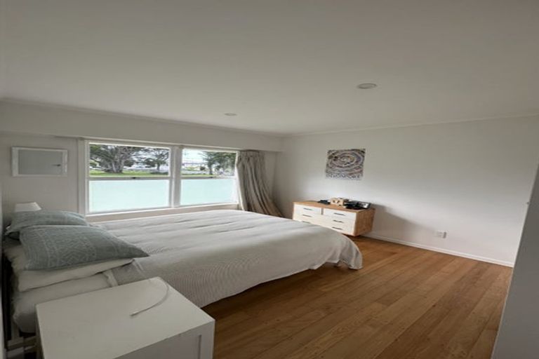 Photo of property in 2112/110 East Coast Road, Forrest Hill, Auckland, 0620