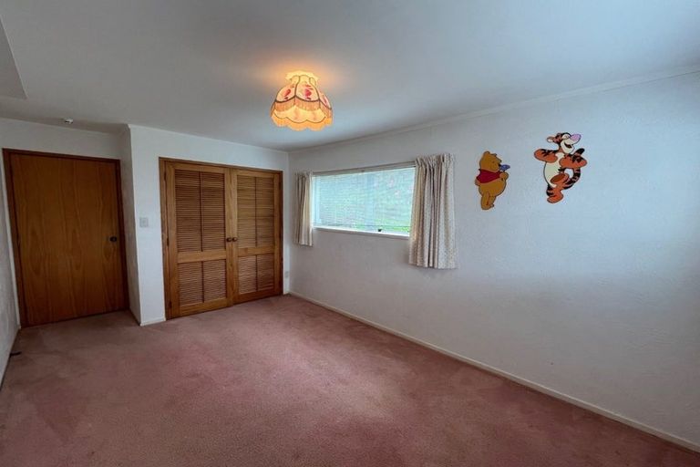 Photo of property in 67 Advene Road, Cockle Bay, Auckland, 2014