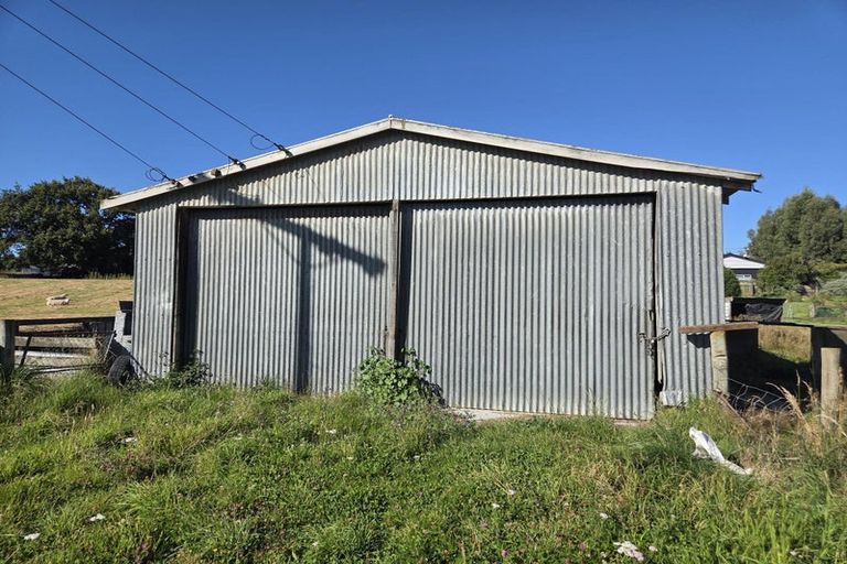 Photo of property in 12 Halsey Street, Clinton, 9534