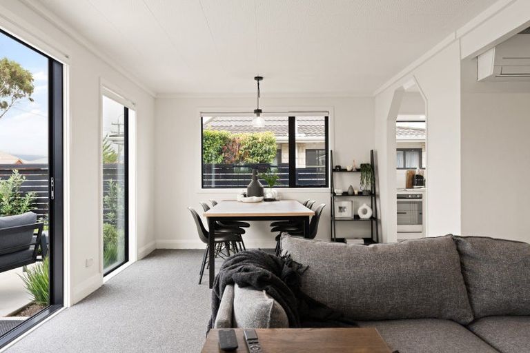 Photo of property in 165 Macandrew Road, South Dunedin, Dunedin, 9012