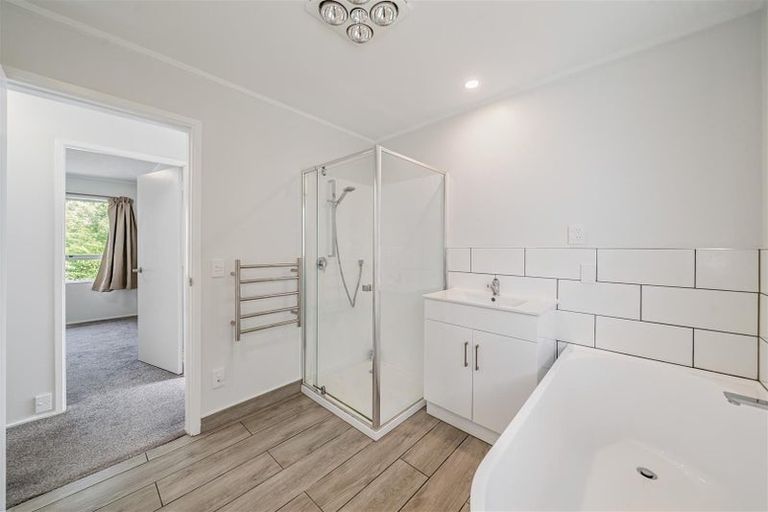 Photo of property in 107 South Karori Road, Karori, Wellington, 6012