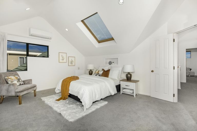 Photo of property in 82 Glenross Drive, Wattle Downs, Auckland, 2103