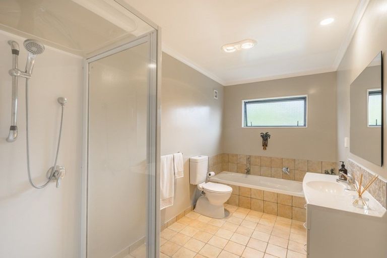 Photo of property in 45 Mahaki Road, Nikau Valley, Paraparaumu, 5032