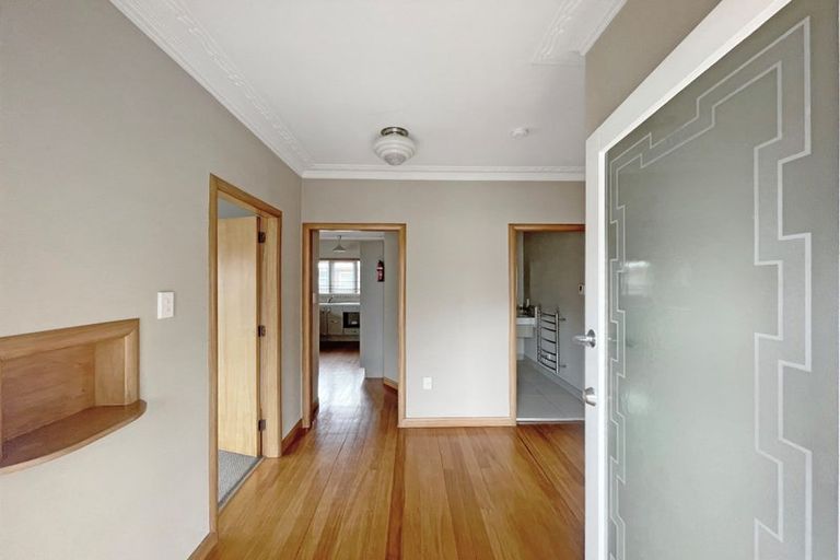 Photo of property in 21 Darley Street, Maeroa, Hamilton, 3200