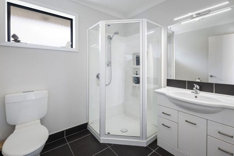 Photo of property in 16 Crawford Drive, Thames, 3500