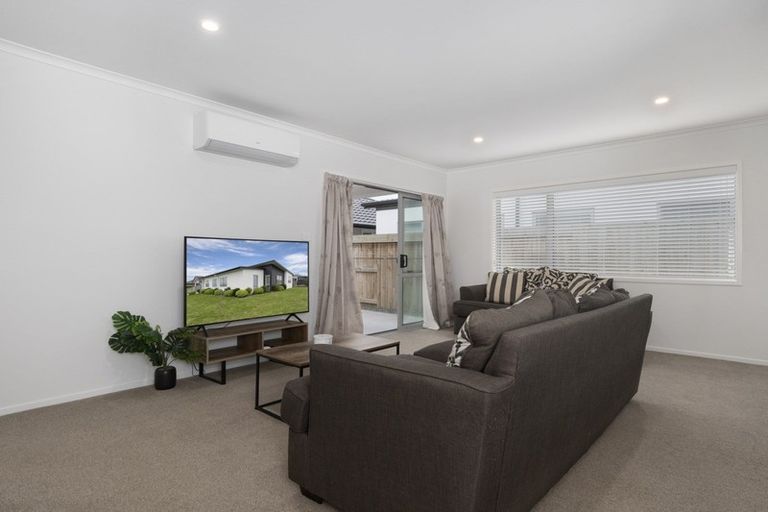 Photo of property in 117 Penetaka Heights, Pyes Pa, Tauranga, 3112