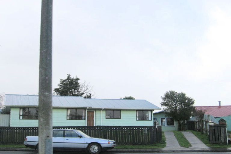 Photo of property in 290 Flaxmere Avenue, Flaxmere, Hastings, 4120