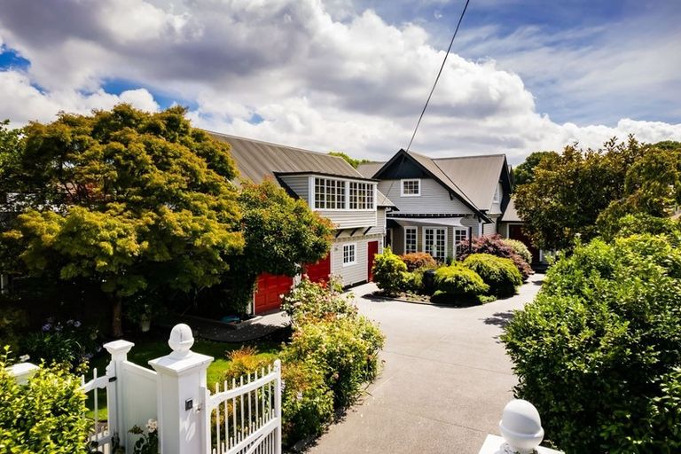 Photo of property in 29 Leinster Road, Merivale, Christchurch, 8014
