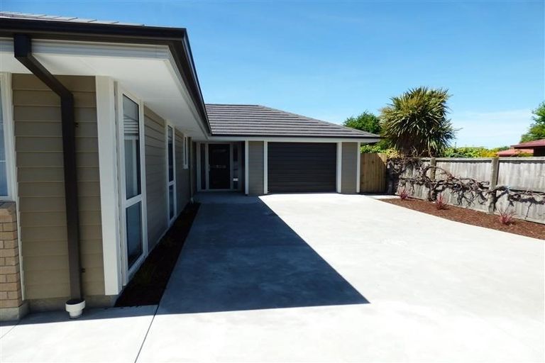 Photo of property in 52a Cavendish Road, Casebrook, Christchurch, 8051