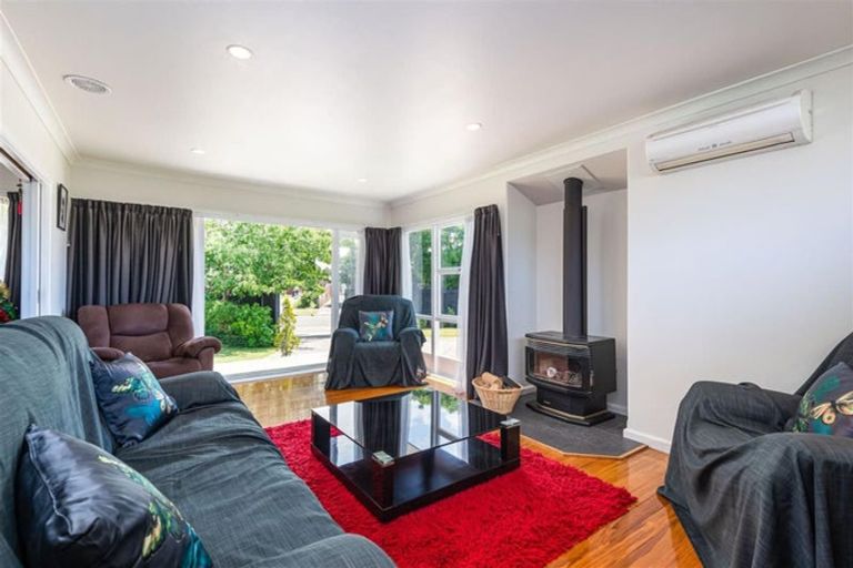 Photo of property in 30 Appleby Crescent, Burnside, Christchurch, 8053