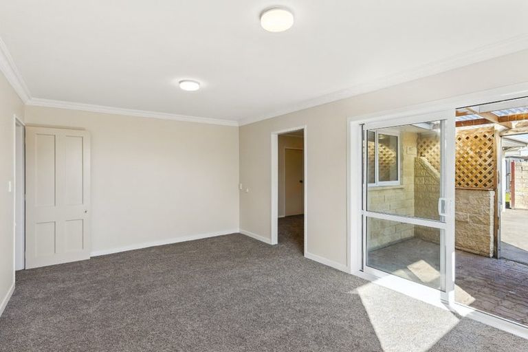Photo of property in 5 Karaka Street, Otaki Beach, Otaki, 5512