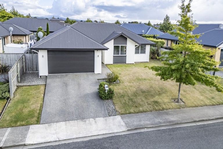 Photo of property in 5 Koura Drive, Rangiora, 7400