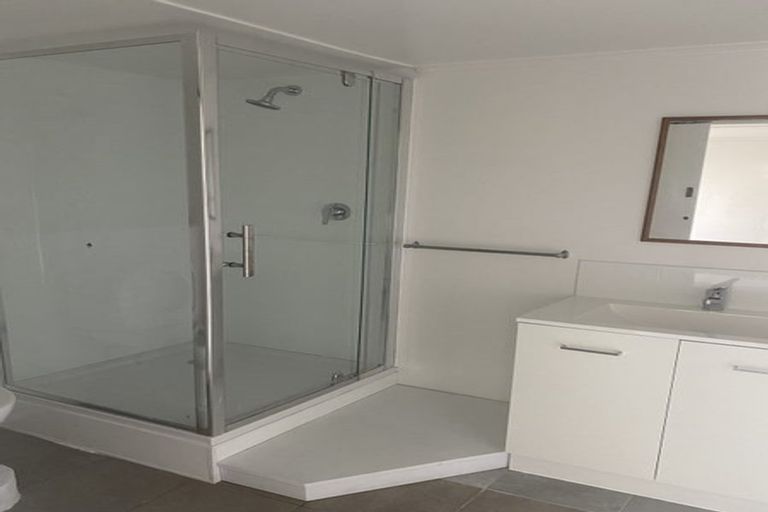 Photo of property in 30 Hillcrest Road, Hillcrest, Hamilton, 3216