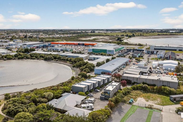 Photo of property in 8/8a Settlers Crescent, Ferrymead, Christchurch, 8023