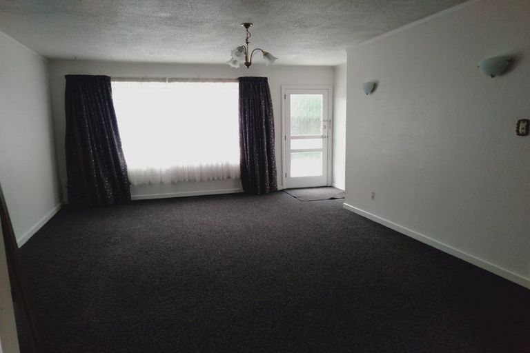 Photo of property in 2/39 Waimairi Road, Upper Riccarton, Christchurch, 8041
