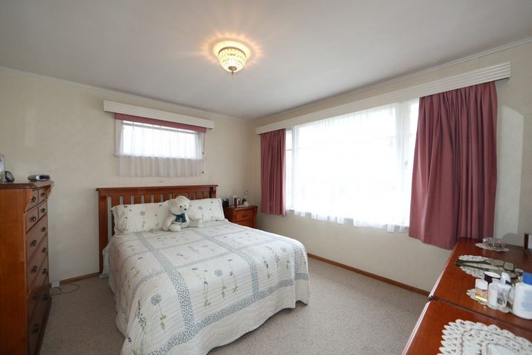 Photo of property in 16 Keats Avenue, Onekawa, Napier, 4110