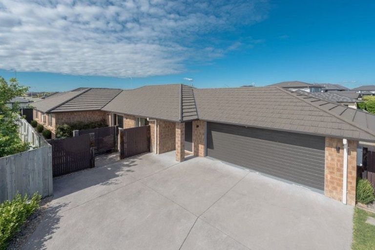 Photo of property in 11 Piwakawaka Court, Rototuna North, Hamilton, 3210