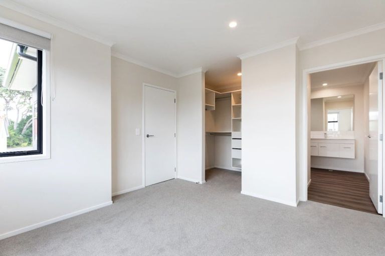Photo of property in 8 Henui Street, Strandon, New Plymouth, 4312