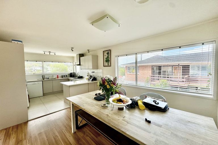 Photo of property in 45 Stapleford Crescent, Browns Bay, Auckland, 0630