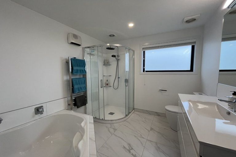 Photo of property in 1250 Mangorei Road, Mangorei, New Plymouth, 4371