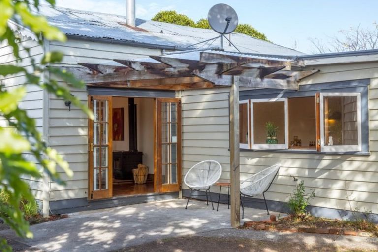 Photo of property in 234 Main Street, Greytown, 5712