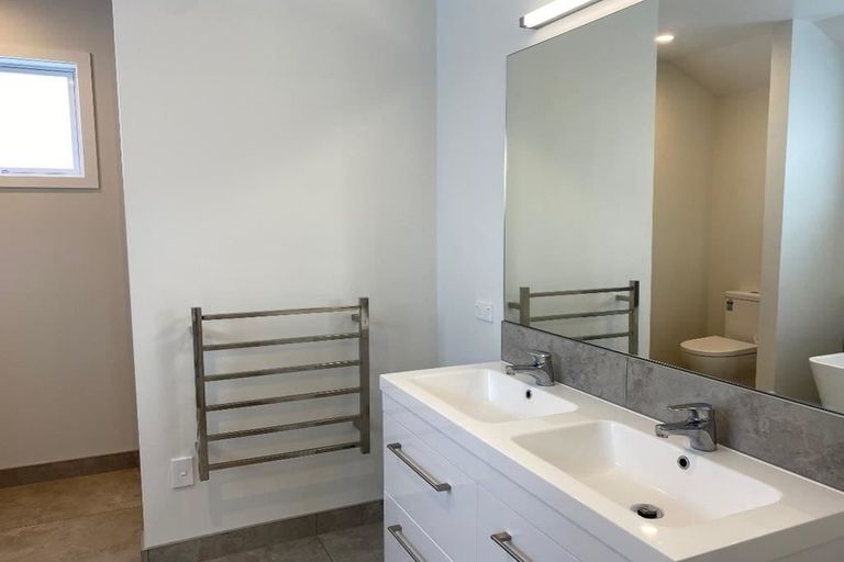 Photo of property in 3 Benmore Place, Poraiti, Napier, 4112