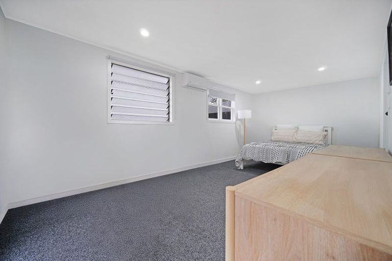 Photo of property in 2/450 Great South Road, Opaheke, Papakura, 2113