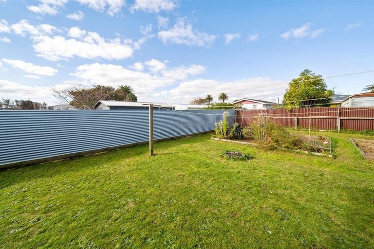 Photo of property in 21 Ramanui Avenue, Hawera, 4610