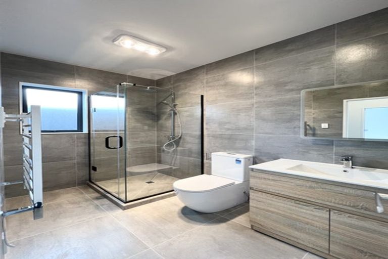 Photo of property in 44 Horokaka Street, Massey, Auckland, 0614