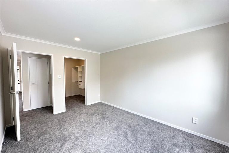 Photo of property in 33 Combat Street, Papakura, 2110