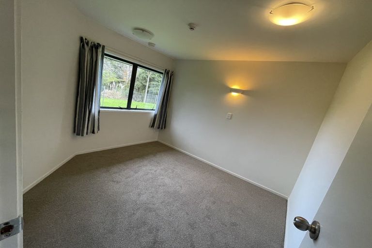 Photo of property in 9/3 The Avenue, Albany, Auckland, 0632