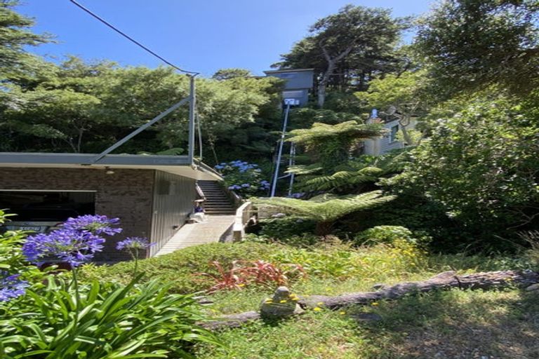 Photo of property in 23 Kotari Road, Days Bay, Lower Hutt, 5013