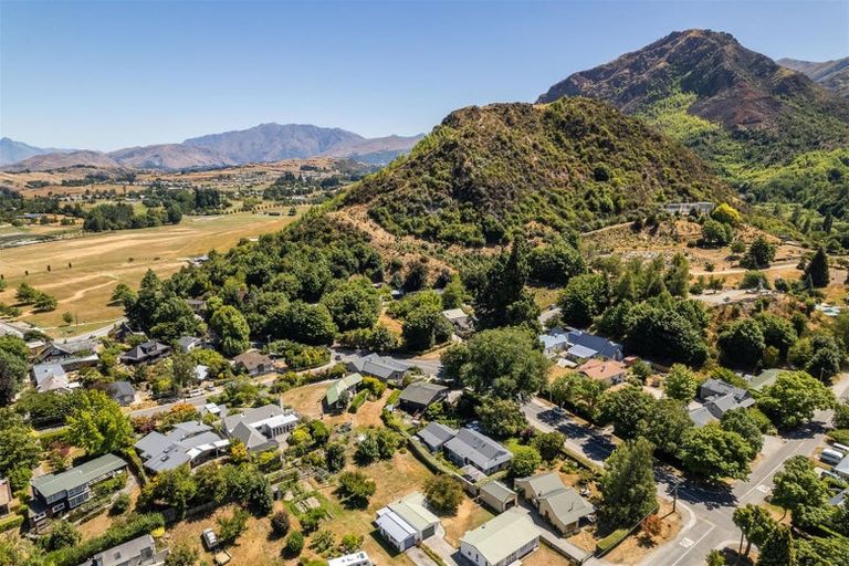 Photo of property in 23 Berkshire Street, Arrowtown, 9302