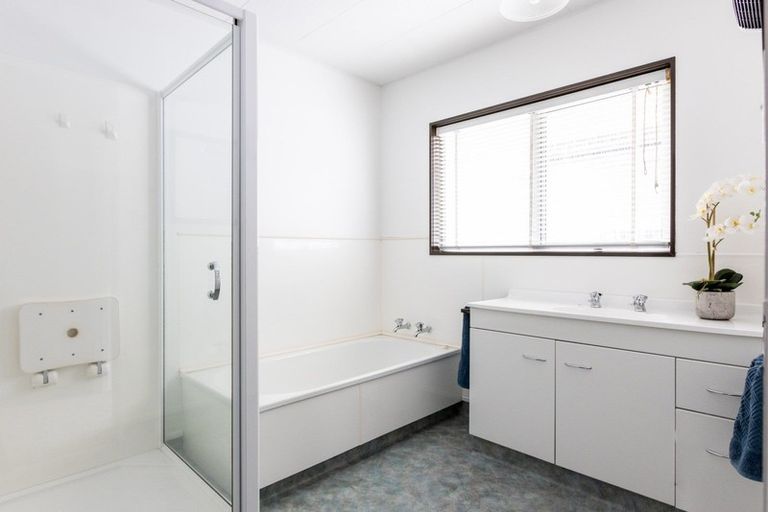 Photo of property in 34 Salisbury Avenue, Tamatea, Napier, 4112