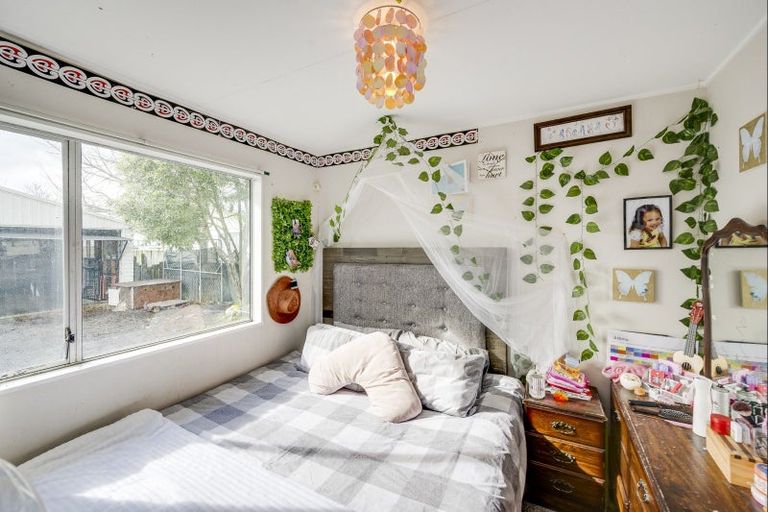 Photo of property in 250 Flaxmere Avenue, Flaxmere, Hastings, 4120