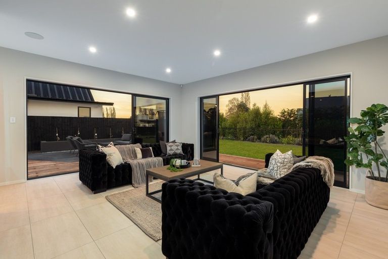 Photo of property in 23 Karere Avenue, Marshland, Christchurch, 8083