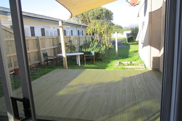 Photo of property in 89 Moana Street, Otaki Beach, Otaki, 5512