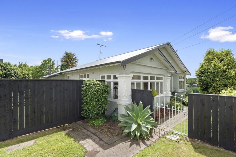 Photo of property in 14 Little London Lane, Hamilton Central, Hamilton, 3204