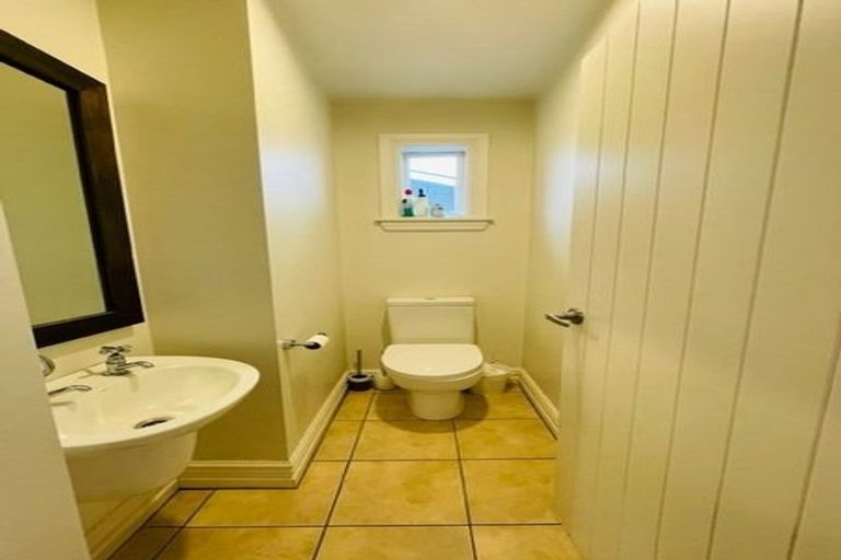 Photo of property in 82 Westholme Street, Strowan, Christchurch, 8052