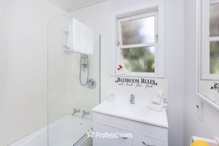 Photo of property in 46 Montgomery Street, Stokes Valley, Lower Hutt, 5019