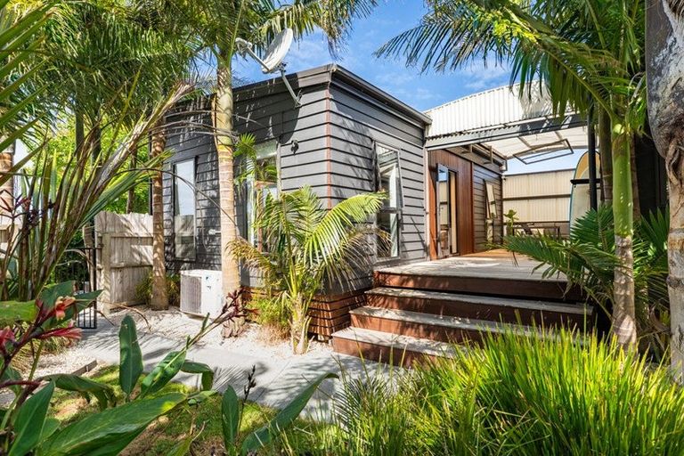 Photo of property in 64 Jack Boyd Drive, Mangawhai Heads, Mangawhai, 0573