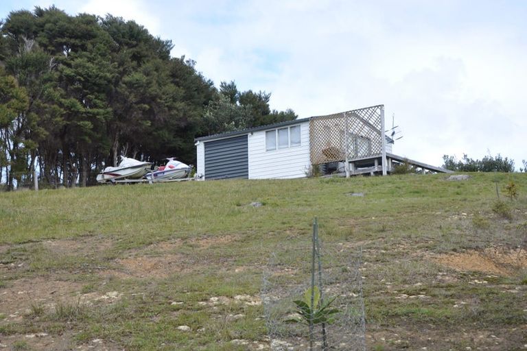 Photo of property in 11 Edith Ridge Road, Kawau Island, 0920
