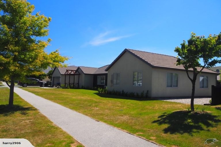 Photo of property in 52 Erskine Street, Lake Hayes, Queenstown, 9304