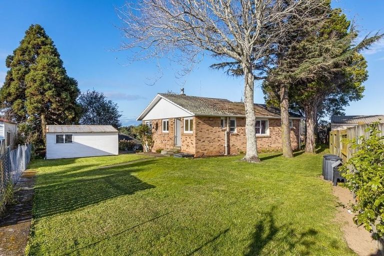 Photo of property in 6 Diana Drive, Glenfield, Auckland, 0627