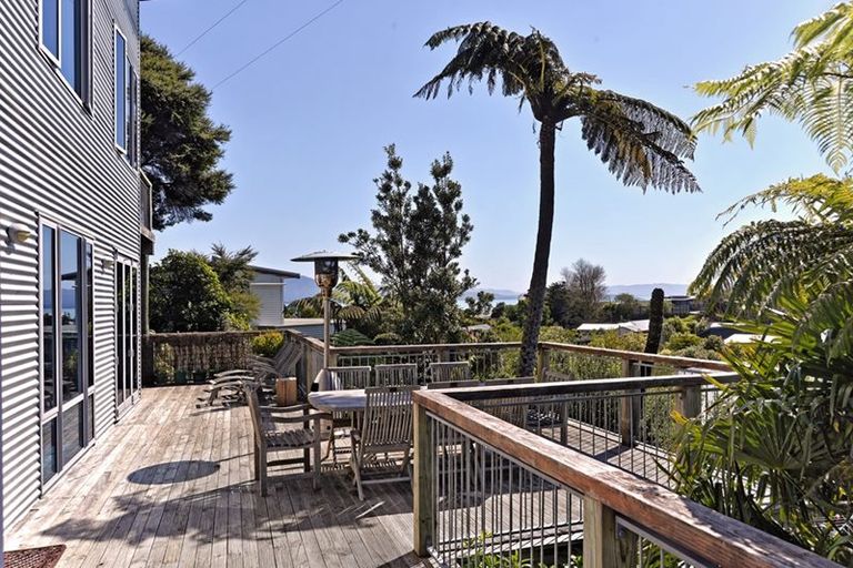 Photo of property in 40 Tata Heights, Tata Beach, Takaka, 7183